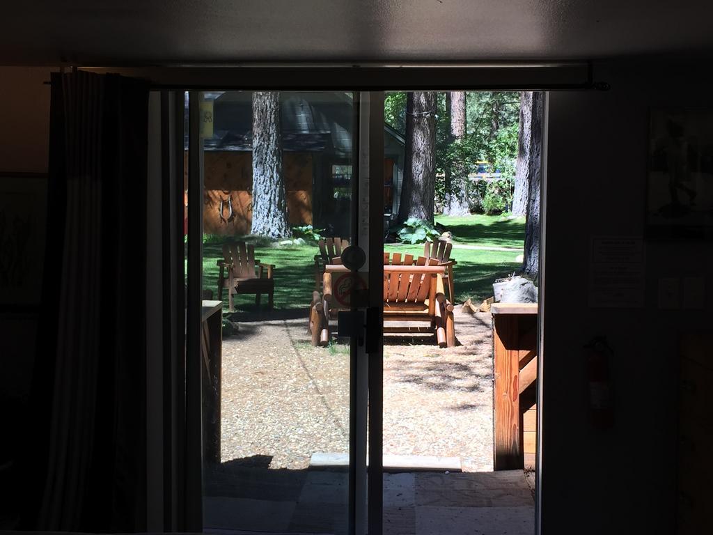 Holly'S Place South Lake Tahoe Ruang foto